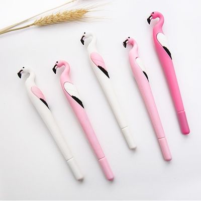 comprar Pluma de plástico en forma de flamenco de 0,5 mm Regalos publicitarios Pluma neutral Pequeños premios Fabricación en línea