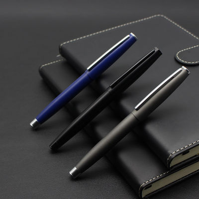 kaufen Matte Geschäftsgeschenk Roller Ball Pen 0.5mm Signatur Pen Metall Gel Pen Custom Logo Online-Herstellung