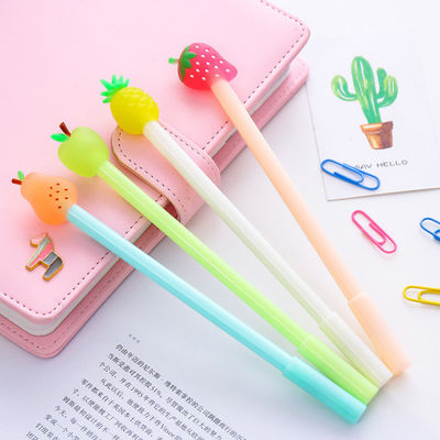 comprare Carino cartone animato frutta creativa penna di gel di inchiostro fragola pera mela ananas penna neutrale fabbricazione online